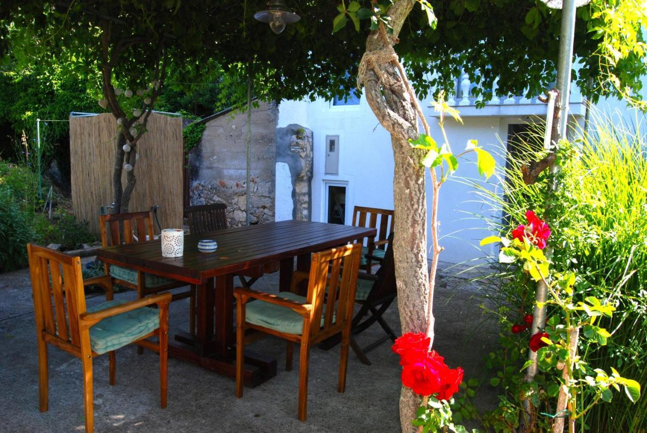 Rustic Holiday Home Miketa Lukoran Extérieur photo