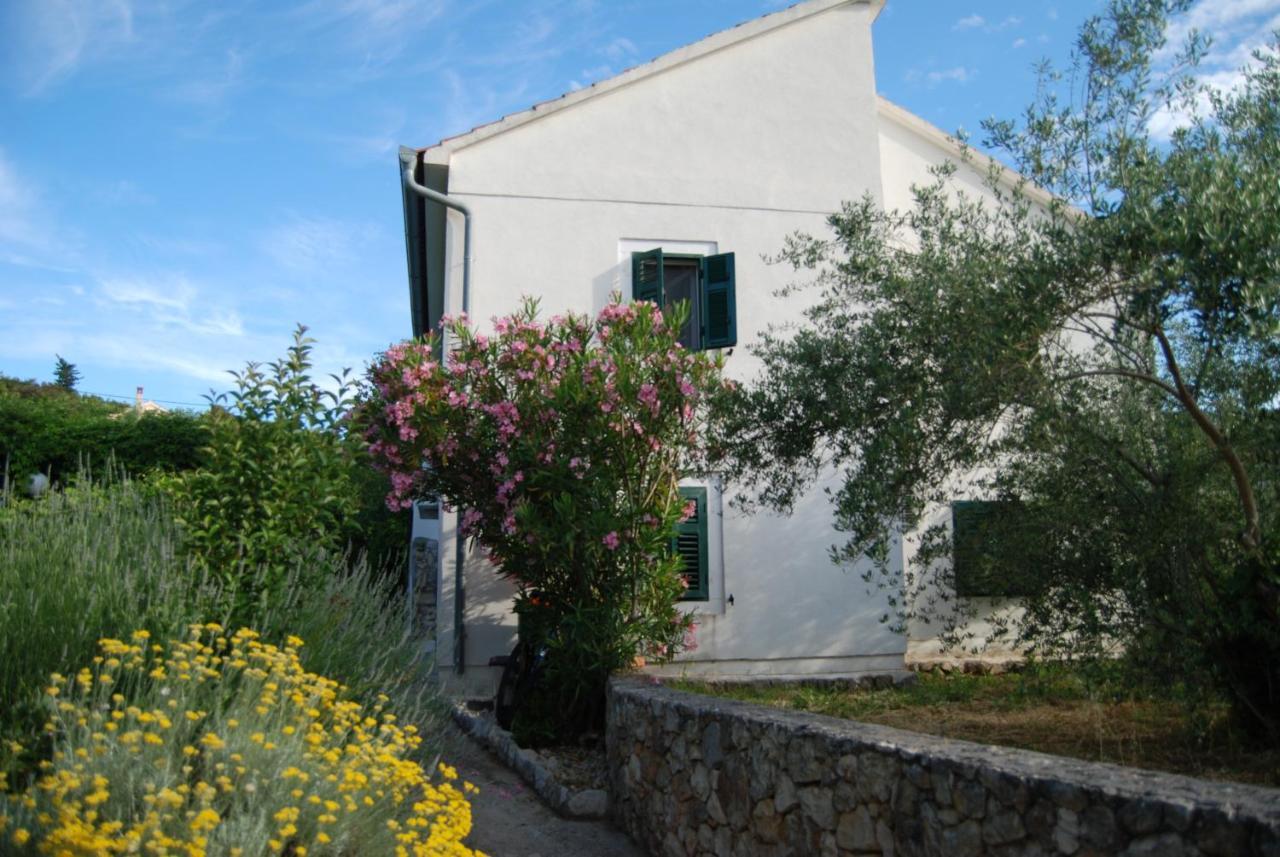 Rustic Holiday Home Miketa Lukoran Extérieur photo